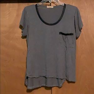 Grey t-shirt